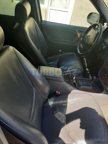 Mercedes ML 320 1998, 280,000 km - 3.2 л - Bakı