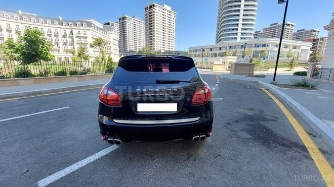 Porsche Cayenne Turbo 2011, 130,854 km - 4.8 l - Bakı