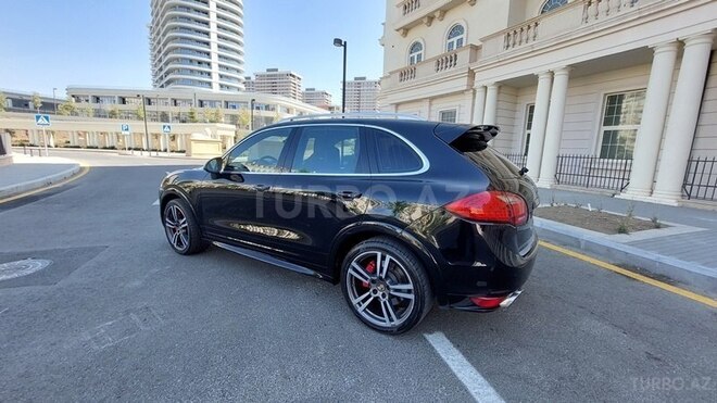 Porsche Cayenne Turbo 2011, 130,854 km - 4.8 l - Bakı