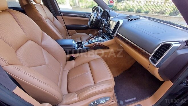 Porsche Cayenne Turbo 2011, 130,854 km - 4.8 l - Bakı