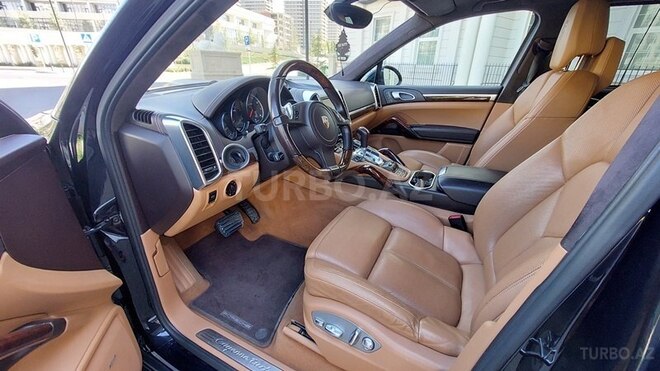 Porsche Cayenne Turbo 2011, 130,854 km - 4.8 l - Bakı