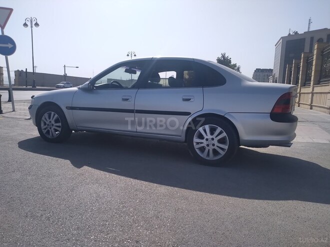 Opel Vectra 1996, 415,280 km - 1.8 l - Bakı