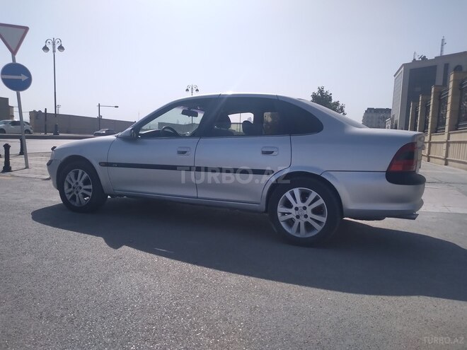 Opel Vectra 1996, 415,280 km - 1.8 l - Bakı