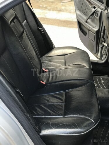 Mercedes E 320 2001, 293,533 km - 3.2 l - Bakı