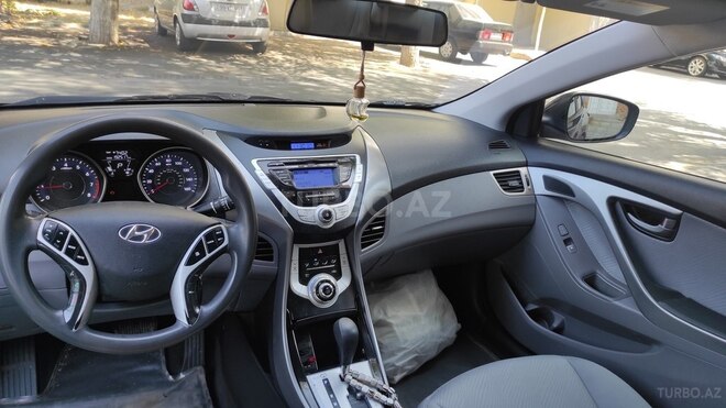 Hyundai Elantra 2011, 200,000 km - 1.8 l - Bakı