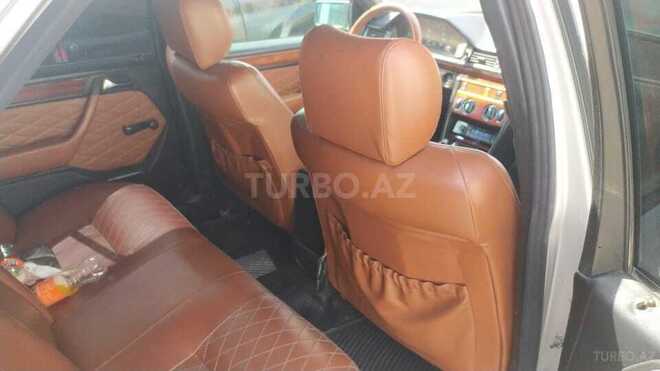 Mercedes E 220 1994, 450,000 km - 2.2 л - Bakı