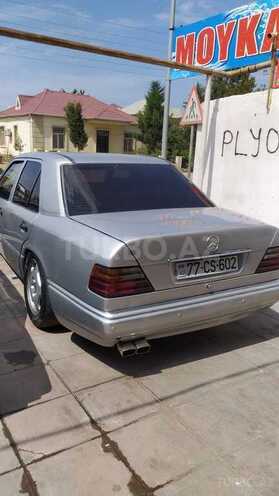 Mercedes E 220 1994, 450,000 km - 2.2 л - Bakı