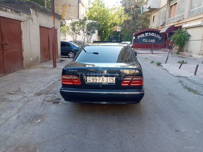 Mercedes C 220 2000, 320,000 km - 2.2 l - Bakı