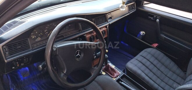 Mercedes 190 1991, 235,611 km - 2.0 л - Bakı