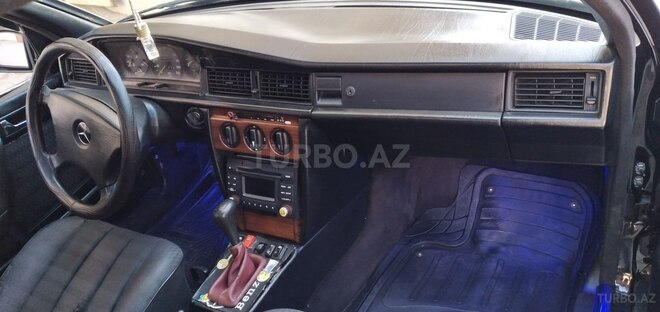 Mercedes 190 1991, 235,611 km - 2.0 л - Bakı