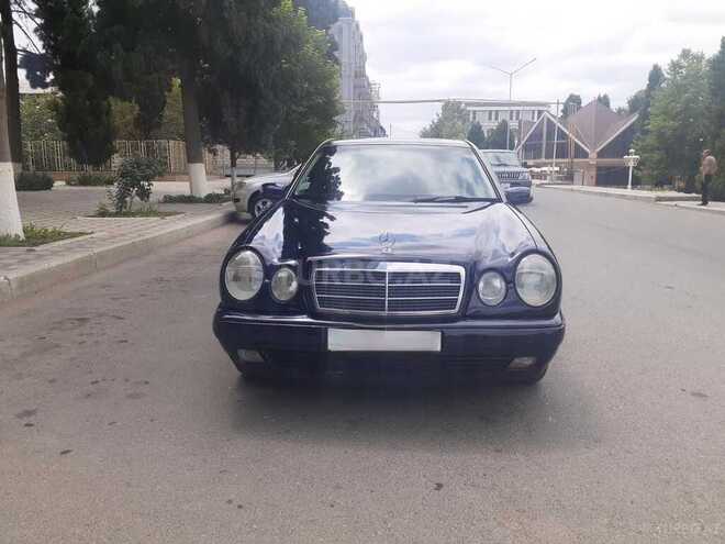 Mercedes E 200 1998, 243,870 km - 2.0 l - Göygöl
