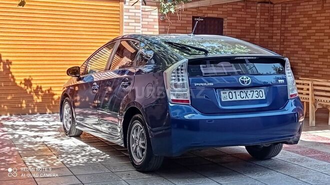 Toyota Prius 2011, 220,000 km - 1.8 l - Bakı
