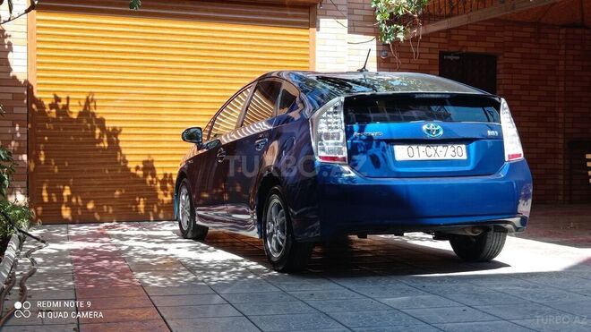 Toyota Prius 2011, 220,000 km - 1.8 l - Bakı