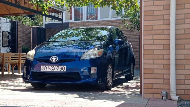 Toyota Prius 2011, 220,000 km - 1.8 l - Bakı
