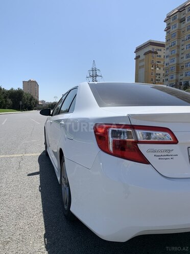 Toyota Camry 2012, 228,527 km - 2.5 л - Bakı