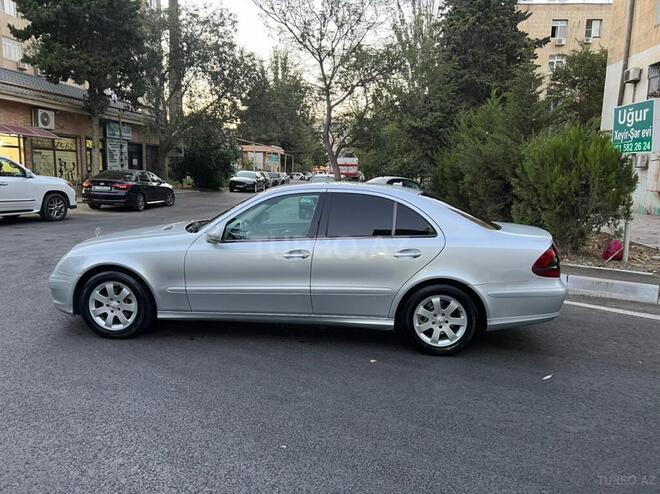 Mercedes E 220 2007, 298,000 km - 2.2 л - Bakı