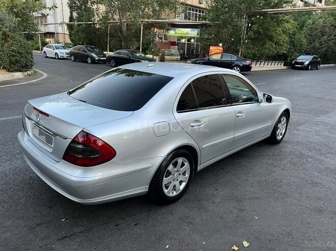 Mercedes E 220 2007, 298,000 km - 2.2 л - Bakı
