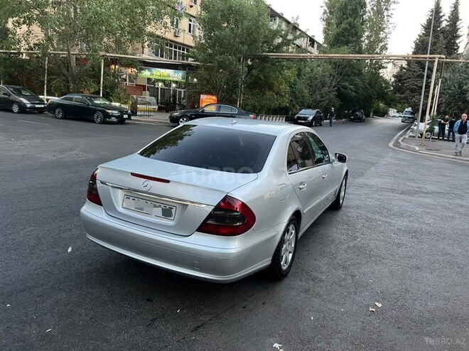 Mercedes E 220 2007, 298,000 km - 2.2 л - Bakı