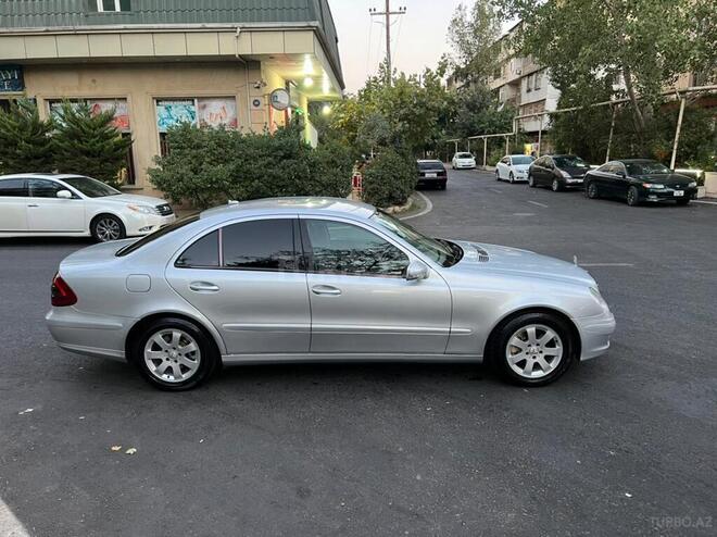 Mercedes E 220 2007, 298,000 km - 2.2 л - Bakı