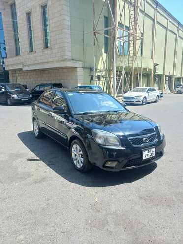 Kia Rio 2011, 257,000 km - 1.6 л - Qəbələ