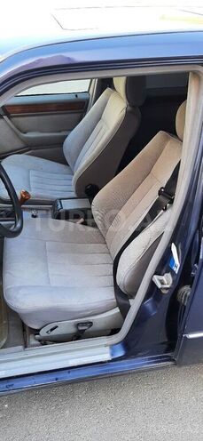 Mercedes E 300 1995, 355,742 km - 3.0 l - Sumqayıt