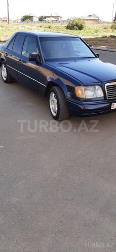 Mercedes E 300 1995, 355,742 km - 3.0 l - Sumqayıt