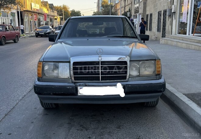 Mercedes E 230 1988, 195,000 km - 2.3 л - Bakı