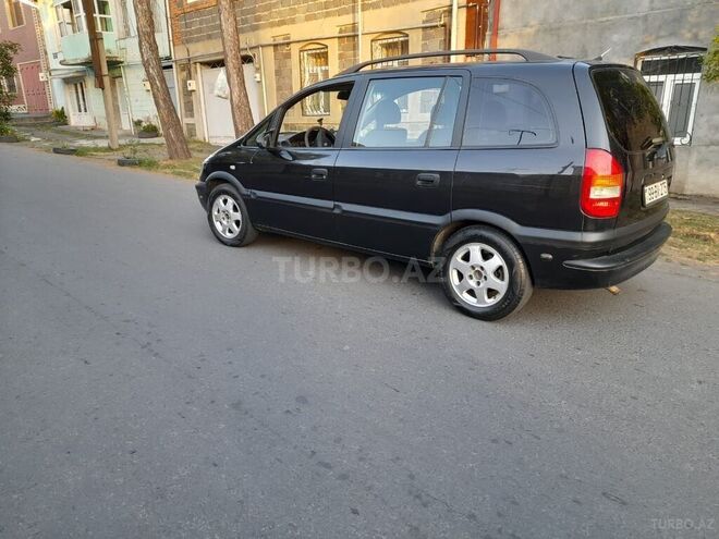 Opel Zafira 2000, 303,314 km - 1.8 l - Zaqatala