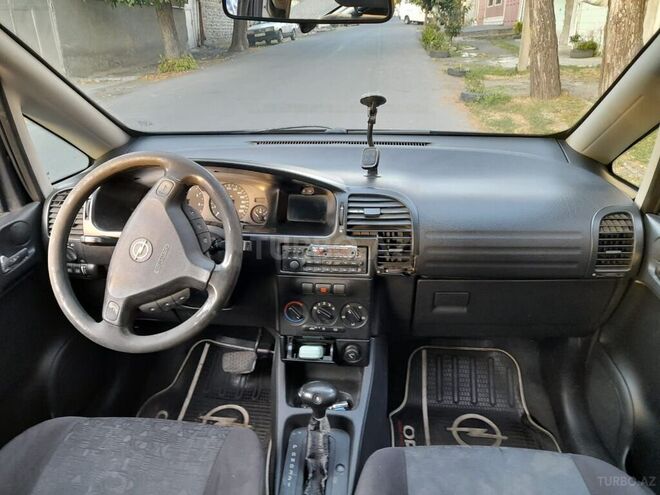 Opel Zafira 2000, 303,314 km - 1.8 l - Zaqatala