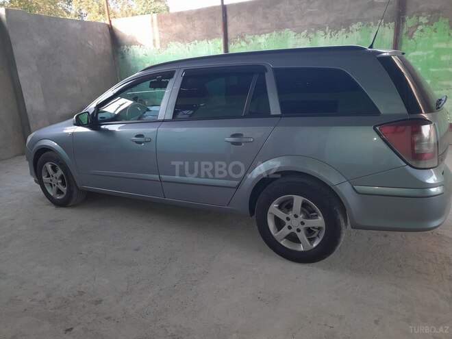 Opel Astra 2008, 237,513 km - 1.3 l - Biləsuvar