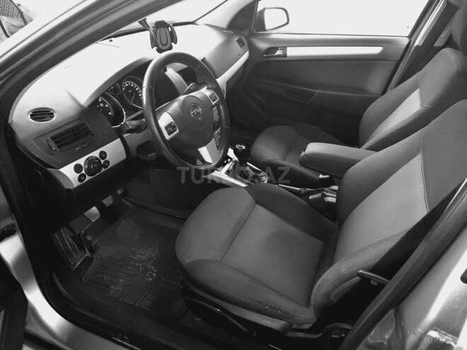 Opel Astra 2008, 237,513 km - 1.3 l - Biləsuvar