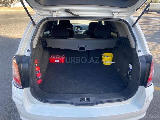 Opel Astra 2009, 226,000 km - 1.3 l - Bakı