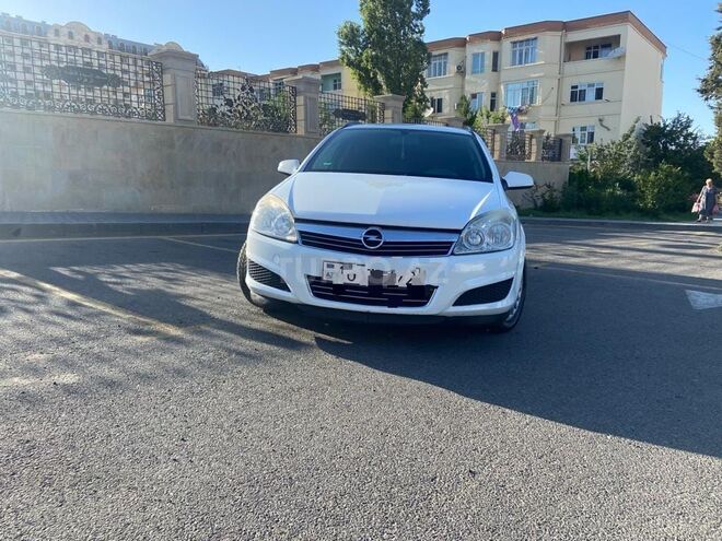 Opel Astra 2009, 226,000 km - 1.3 l - Bakı