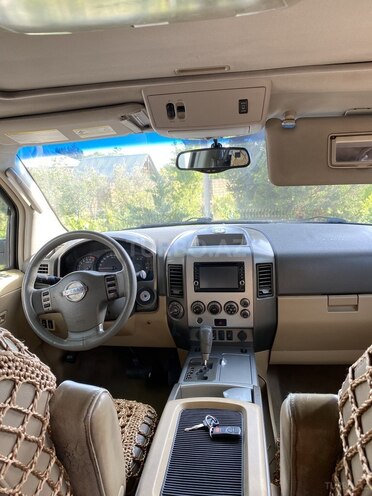 Nissan Armada 2004, 220,000 km - 5.6 l - Bakı