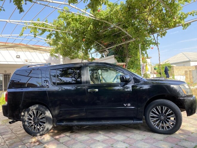 Nissan Armada 2004, 220,000 km - 5.6 l - Bakı