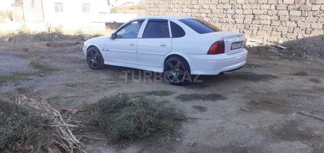 Opel Vectra 1999, 420,000 km - 1.6 л - Bakı