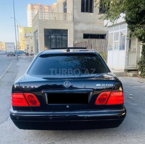 Mercedes E 240 1998, 355,000 km - 2.4 l - Sumqayıt