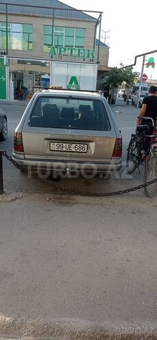 Mercedes E 250 1991, 300,000 km - 2.5 l - Bakı