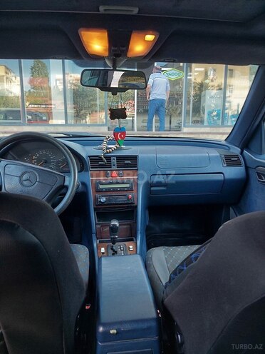 Mercedes C 200 1996, 285,000 km - 2.0 l - Bakı