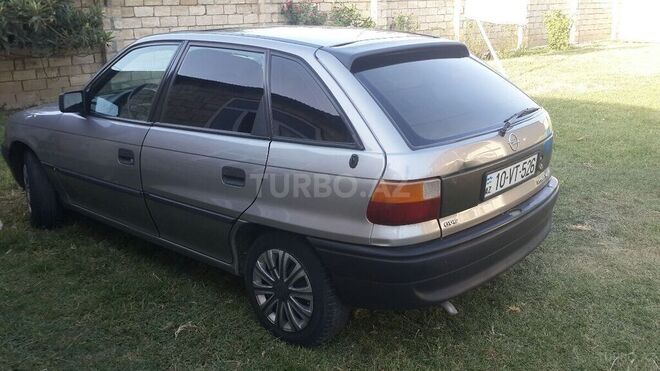 Opel Astra 1995, 355,800 km - 1.6 l - Mingəçevir