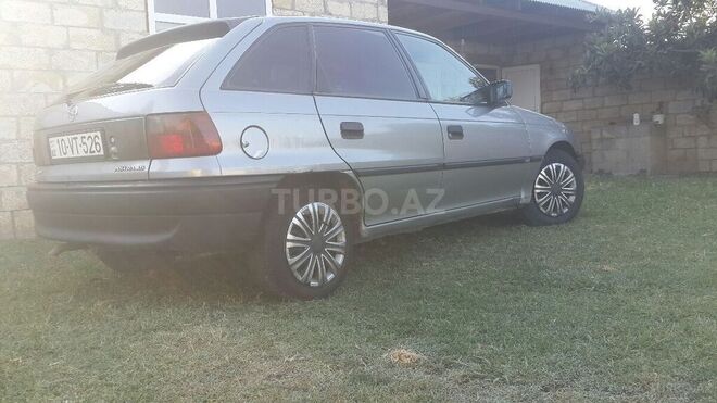 Opel Astra 1995, 355,800 km - 1.6 l - Mingəçevir