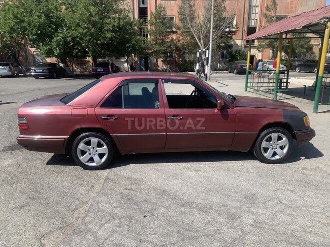 Mercedes E 230 1990, 320,000 km - 2.3 l - Bakı