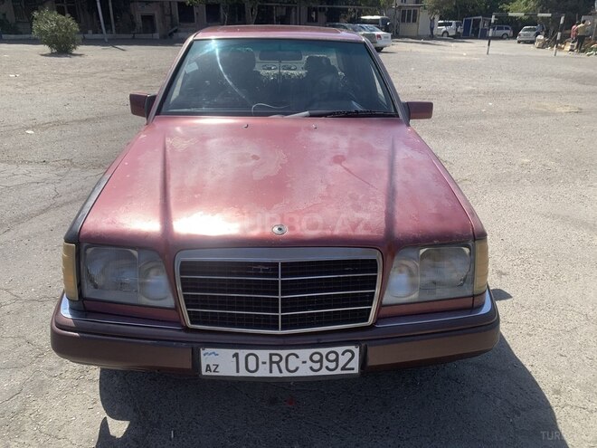 Mercedes E 230 1990, 320,000 km - 2.3 l - Bakı