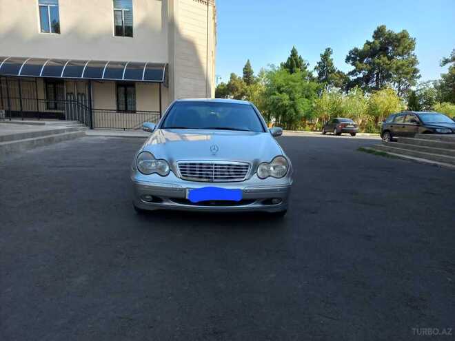 Mercedes C 240 2001, 264,531 km - 2.4 l - Gəncə