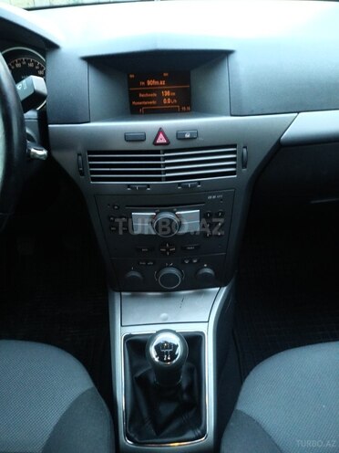 Opel Astra 2006, 195,200 km - 1.3 l - Bakı