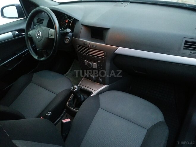 Opel Astra 2006, 195,200 km - 1.3 l - Bakı