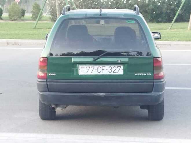 Opel Astra 1996, 385,000 km - 1.6 l - Bakı