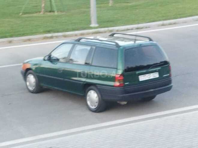 Opel Astra 1996, 385,000 km - 1.6 l - Bakı