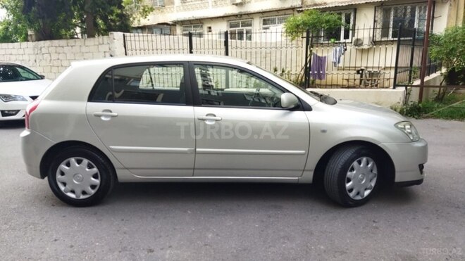 Toyota Corolla 2005, 112,600 km - 1.4 l - Bakı