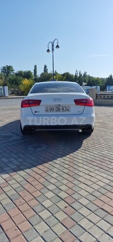 Audi A6 2011, 178,000 km - 2.8 l - Quba